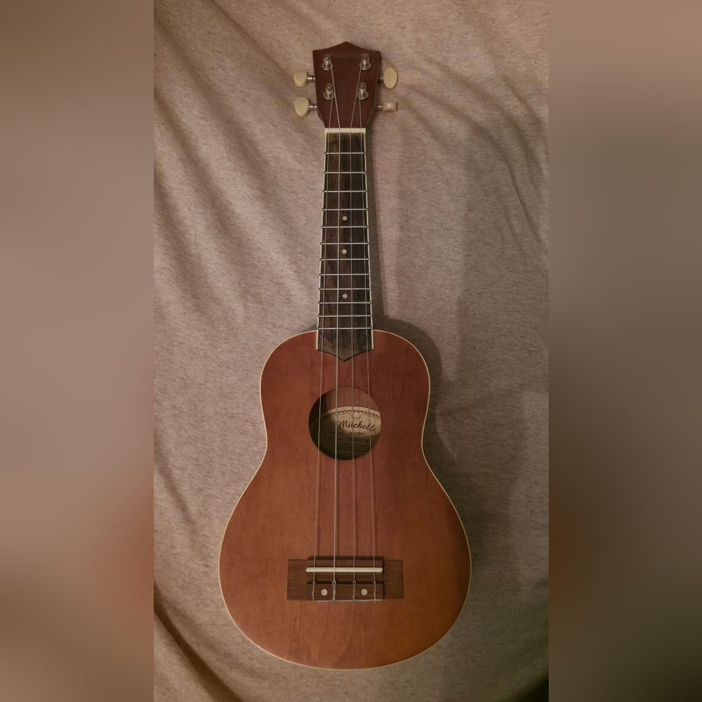Mitchell MU40NT Soprano Ukulele